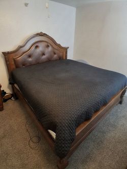 King Size Wood Bed Frame with Tufted Headboard