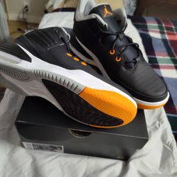 Nike Jordan Aura 5, Black Magma Orange-wolf 