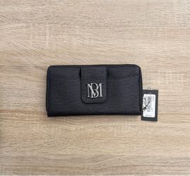 Badgley Mischka Black Vegan Leather Wallet NWT MSRP $59.99