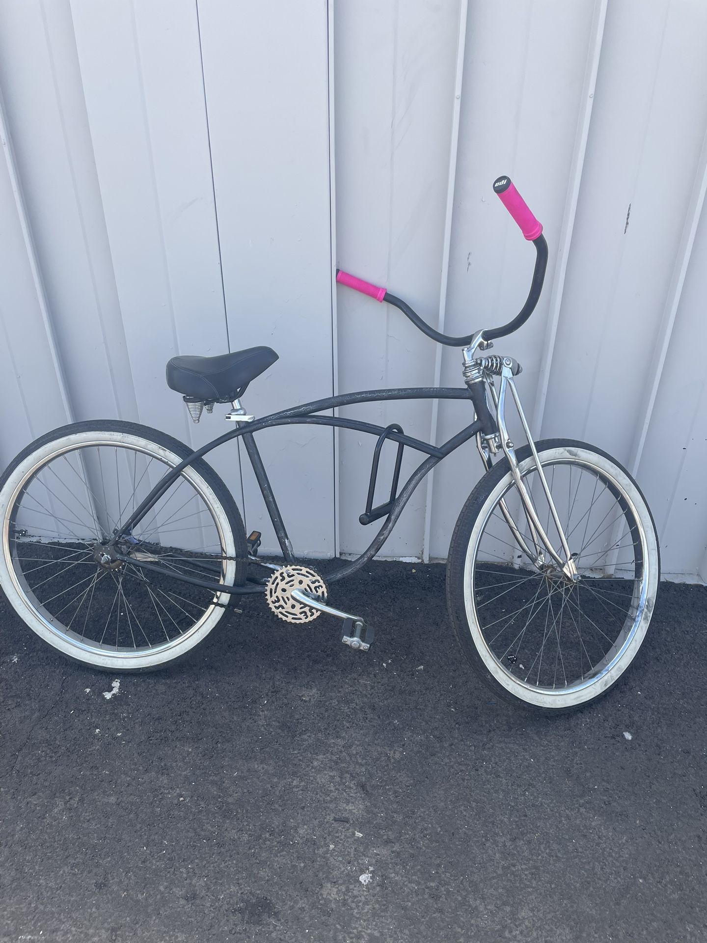 Schwinn cruiser bike