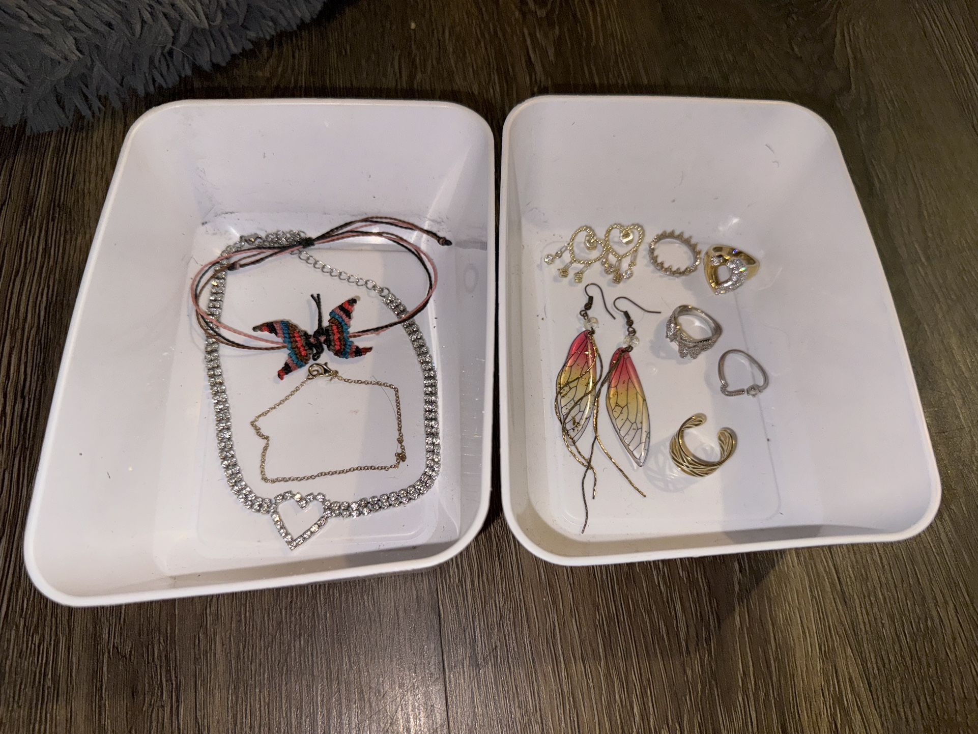 Jewlery