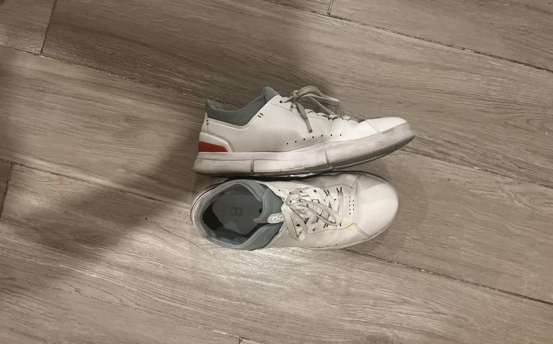 On cloud shoes size 10