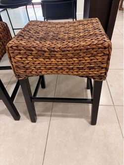 Counter stool