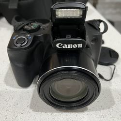 Canon Power Shot Camera with Zoom lense