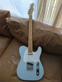 Fender Telecaster w/Gig Bag