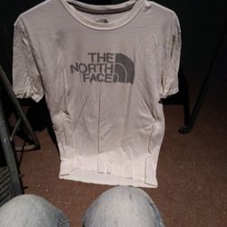 North Face Short Sleeve Tee Size Mmm