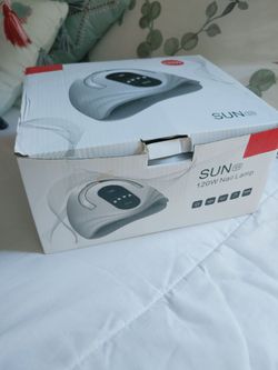UV nail lamp