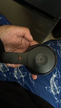 BEATS SOLO