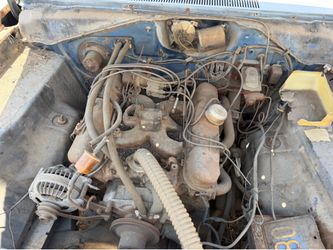 Mopar 273 ci 2 bbl automatic rearend