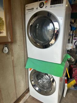 LG Washer dryer set