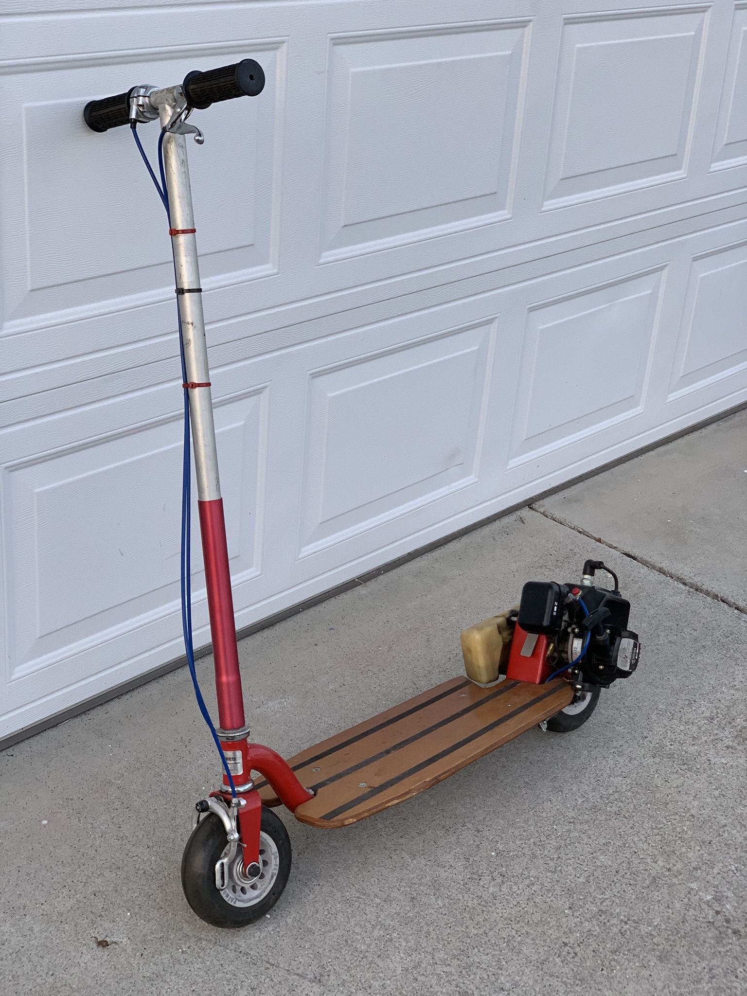 Go-Ped Sport Scooter w/Zenoah G2D Motor, Possibly a Snap-On Edition Giveaway