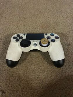 PS4 controller