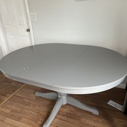 AKIA Extendable Dining Table 