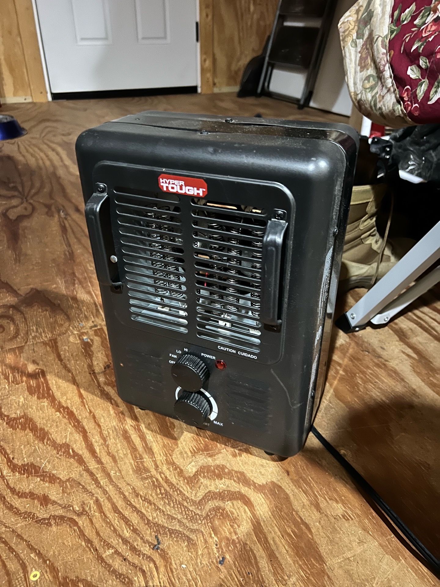 Hyper tough portable heater