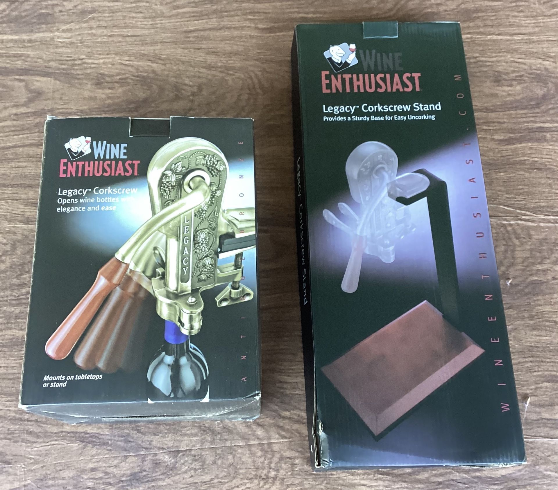 NIB Wine Enthusiasts Legacy Wine Opener With Stand