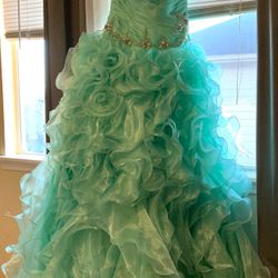 Quinceñeara Dress 