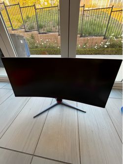 AOC 1440p UltraWide Curved Gaming Monitor
