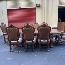 Michael Amini Aico Dining Set And China Cabinet 