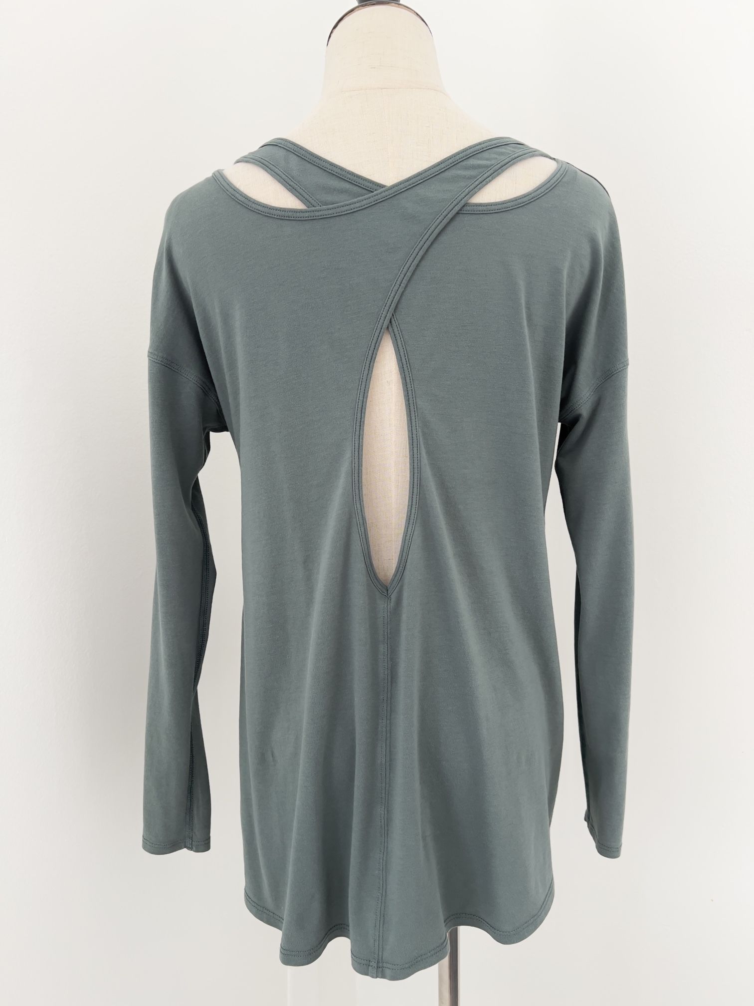 Lululemon Teal Long Sleeve Top, 4 (small)