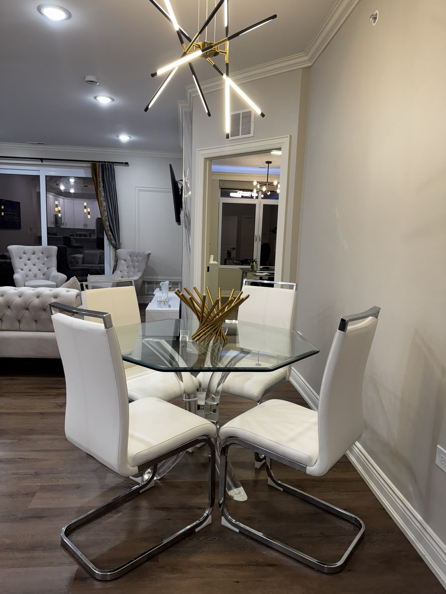 Dining Table With Chairs