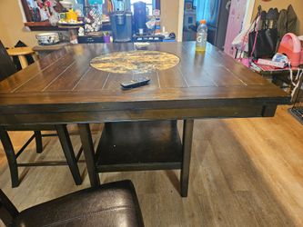 Dining Table $300 obo