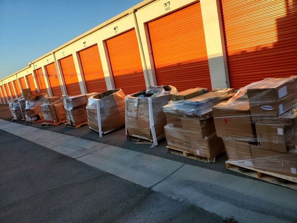 Pallets of Merchandise Amazon and supplier for Sale in El