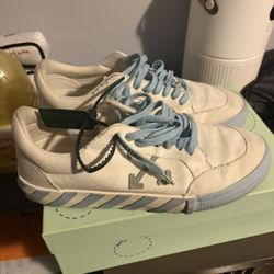 Off White vulcanized sneakers