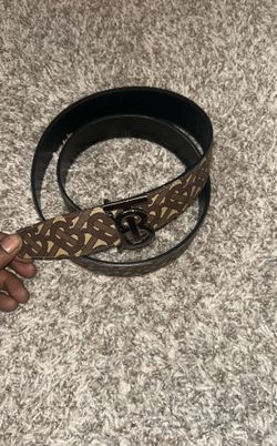 Reversible Burberry Belt