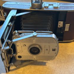 Poloroid Model 95b Camera