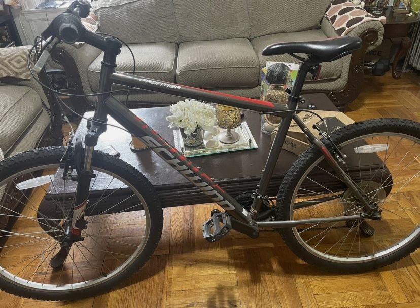 Schwinn Signature Men's Standpoint 27.5" Mountain Bike