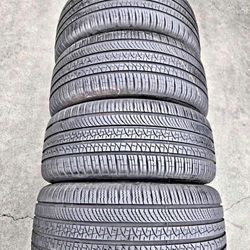 255/45/20 pirelli vendo un set de llantas usadas excelente condiciones de vida las 4 â
đ¤ŠI am selling a set of used tires, all 4 in excellent living co