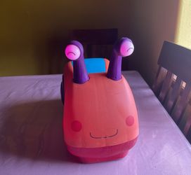 Snail Ride On Buggly Wuggly