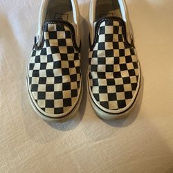 Women’s Vans size 6