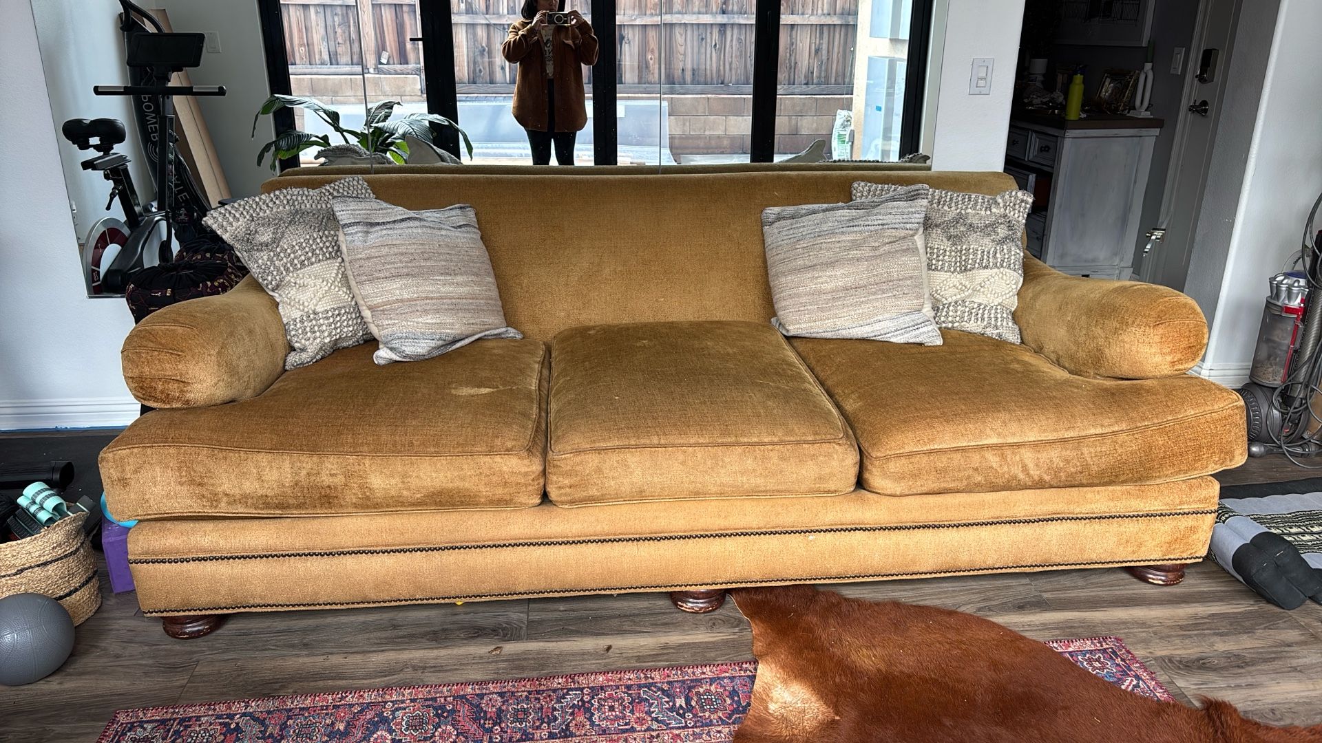 Amazing Gold/yellow Sofa Retro/boho Vibe