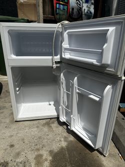 Igloo fridge