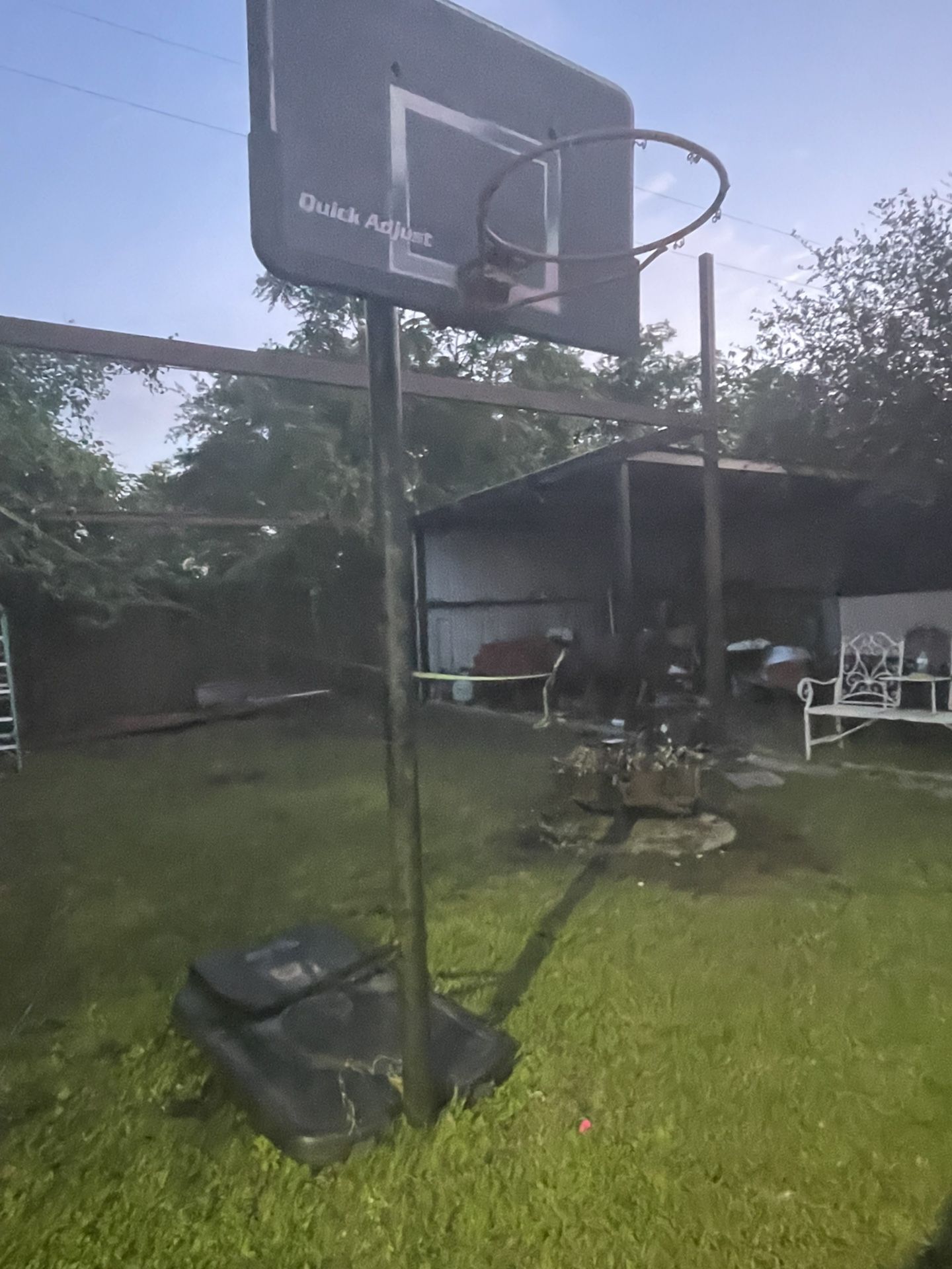 CHEAP BASKETBALL HOOP