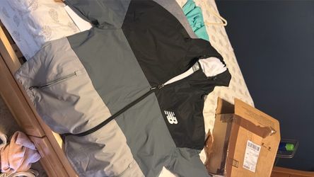 Brand new new balance hoodie