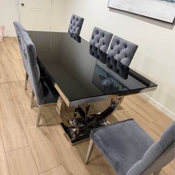 Dining table with 6 chairs