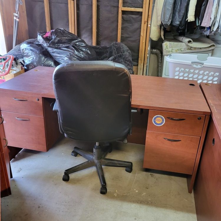 CLOSED OFFICE,  ALL WOOD DESK WITH CHAIRS FOR EACH DESK 