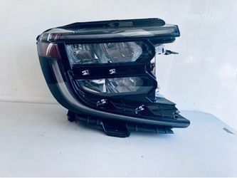 2025-2026 FORD EXPEDITION RIGHT SIDE HEADLIGHT FULL LED REFLECTOR OEM (519)