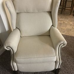 Macys Reclining Chair 