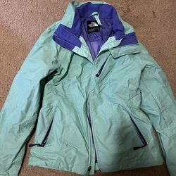 North face Women’s Winter 2 Piece Jacket Small
