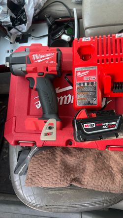 Exclusive Milwaukee M18 FUEL GEN-2 18V Lithium-Ion Brushless Cordless Mid Torque 1/2 in. Impact Wrench F Ring w/5.0Ah