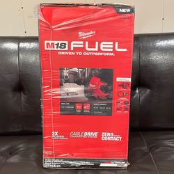 New Milwaukee M18 FUEL 18-Volt Lithium-Iron Cordless Plumbing Drain Snake Auger Kit with w/ CABLE DRIVE & 5/16 in. x 35 ft. Cable.