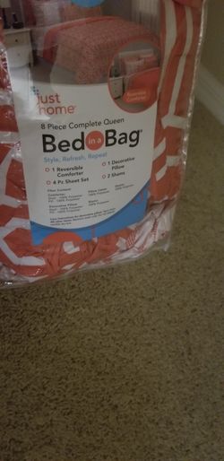 Bedding set- Queen