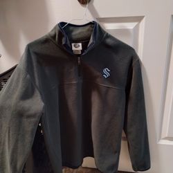 Kraken Fleece Quarter Zip Sweater - Men's Medium 