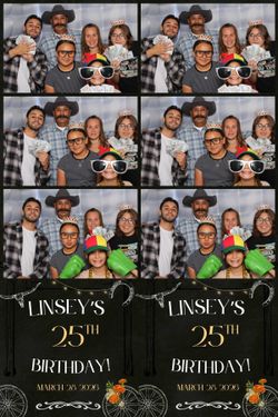 PHOTOBOOTH