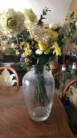 Flower and flower vase