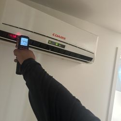 Ac / Minisplits / Air Conditioning 