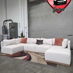 ‼️Liquidation Sale‼️ Henredon Sectional Couch (Free Delivery)